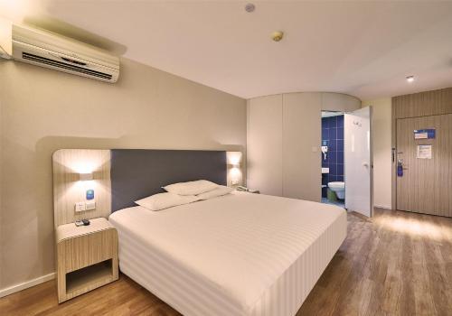 Hotel Hanting Express Beijing Huaxiangqiao