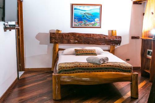 Hotel La Isla Inn