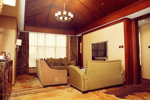 The Projoy River Hotel