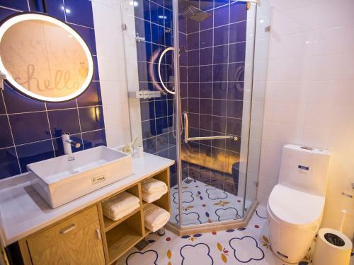 Pathfinder Chengdu Chasing Dream Hostel Chunxi Road Branch