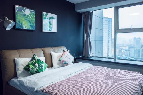 Geographer Apartment