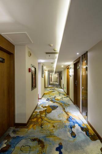 Chengdu Dielai Huaban Hotel