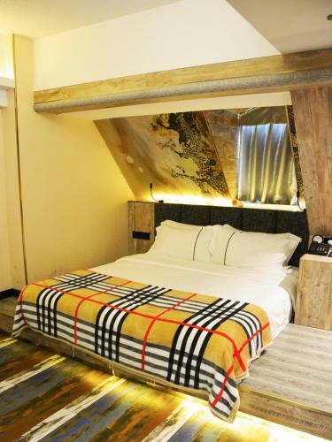 Xinyi Art Suit Hotel
