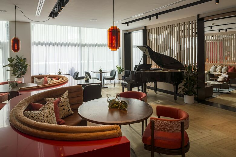 Hotel Lowry