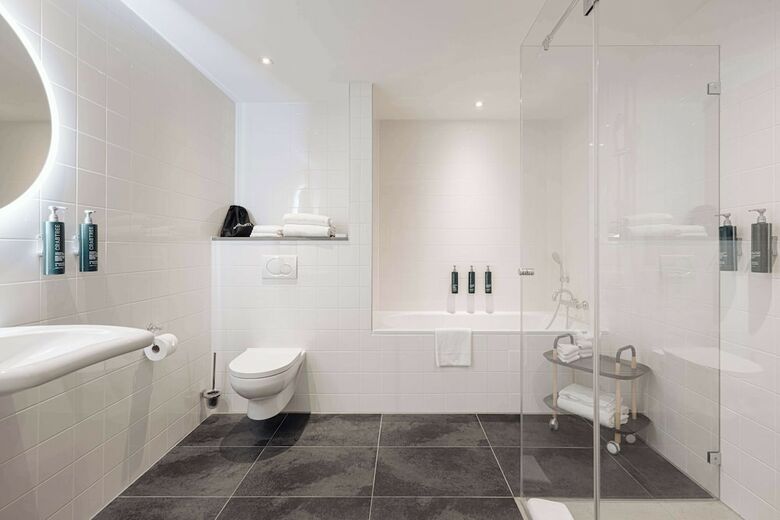 Hotel Double Tree By Hilton Amsterdam Centraal Station