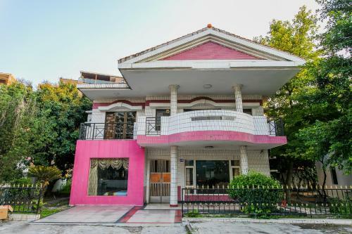 Hot Spring Villa
