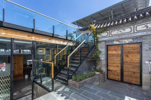 Hostal Rye Cafe Inn