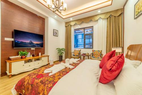 Dali Cangzhu Xiaoyuan Guesthouse