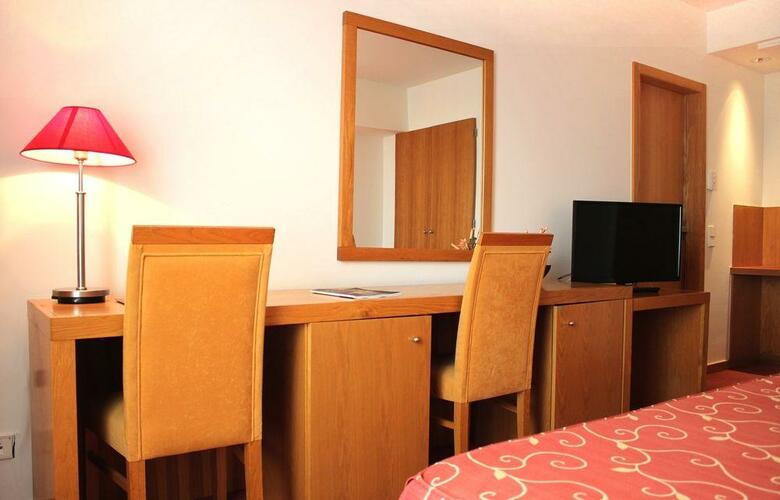 Hotel Premium Porto-maia