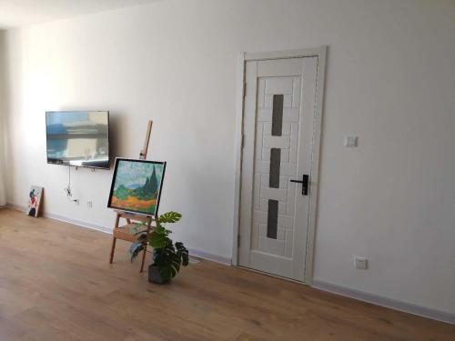 First Line Seaview Apartment