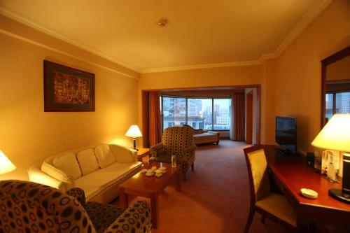 Dalian Zhongshan Hotel