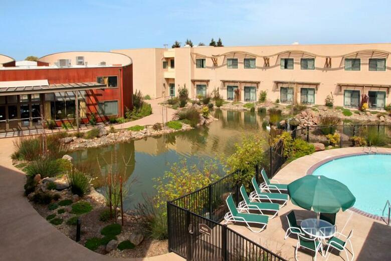 Doubletree By Hilton Hotel & Spa Napa Valley-american Canyon