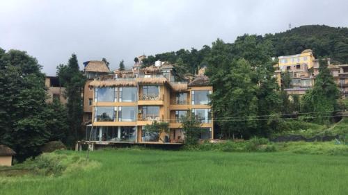 Hostal Beyond The Terrace Residence