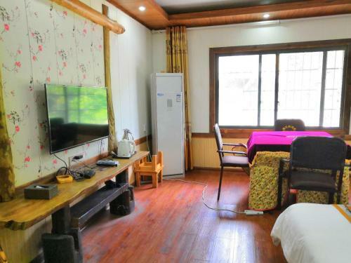Xiangmu Romantic Guest House