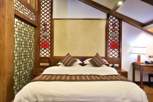Xiangxi Love Story Humanities Theme Hotel