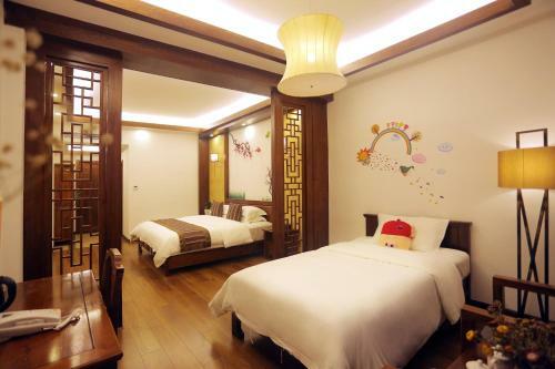 Xiangxi Love Story Humanities Theme Hotel