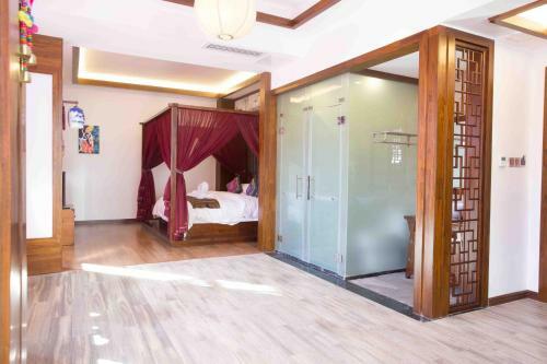 Xiangxi Love Story Humanities Theme Hotel
