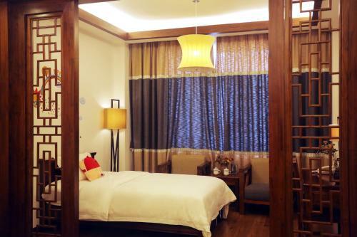 Xiangxi Love Story Humanities Theme Hotel