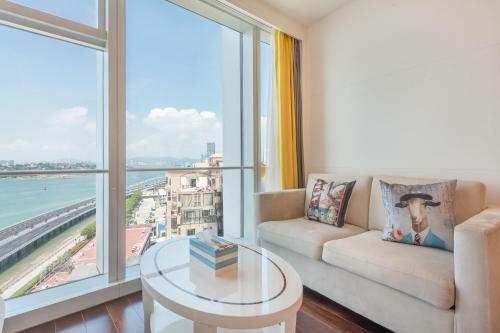 Xiamen Twin Tower Silver Seaview Apartment