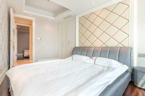Xiamen Twin Tower Silver Seaview Apartment