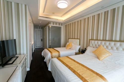 Xiamen Twin Tower Silver Seaview Apartment