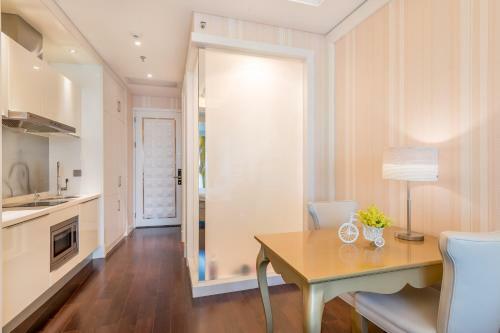 Xiamen Twin Tower Silver Seaview Apartment