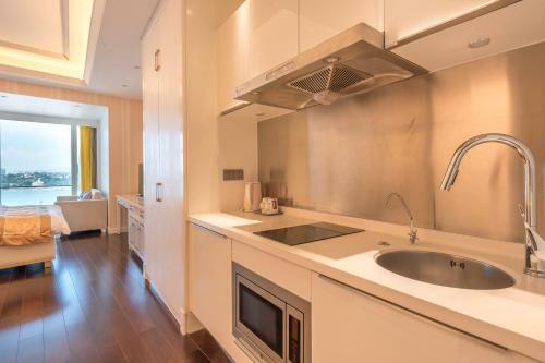 Xiamen Twin Tower Silver Seaview Apartment