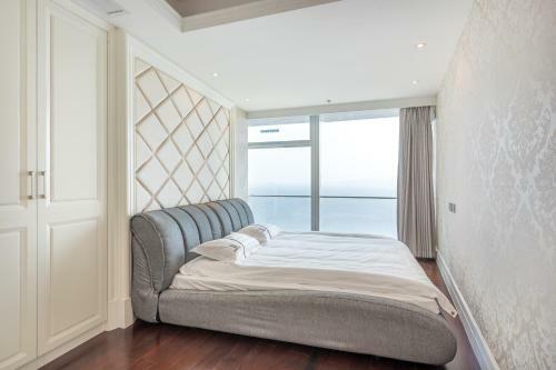 Xiamen Twin Tower Silver Seaview Apartment