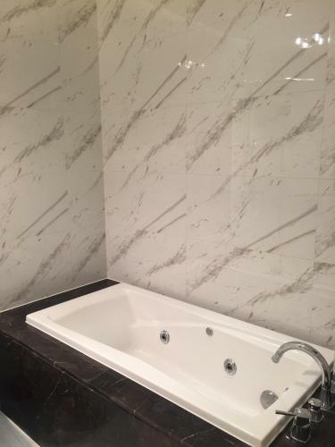 Xiamen Twin Tower Silver Seaview Apartment