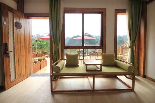 Hostal Sound Of Nature Inn