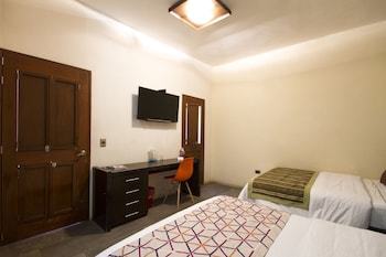 Monteleon Hotel And Suites