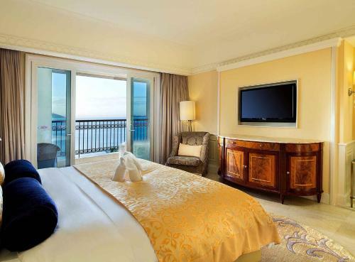 Hotel Sanya Bay Holiday Sea View Resort