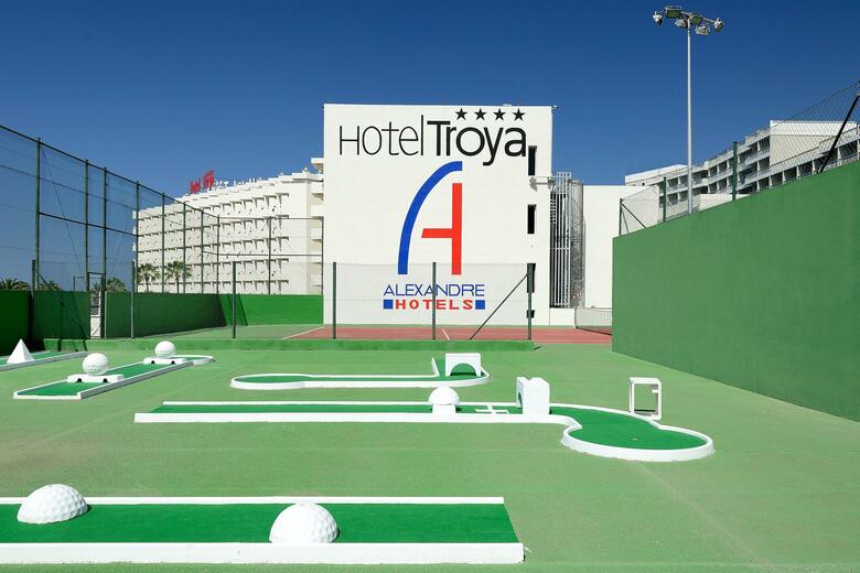 Hotel Alexandre Troya