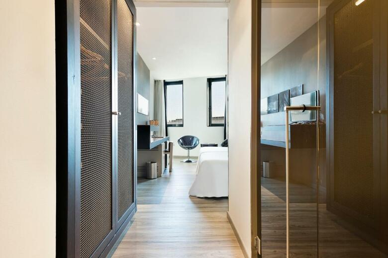Hotel Barcelona Condal Mar Affiliated By Melia