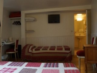 Hotel Apollo Opera