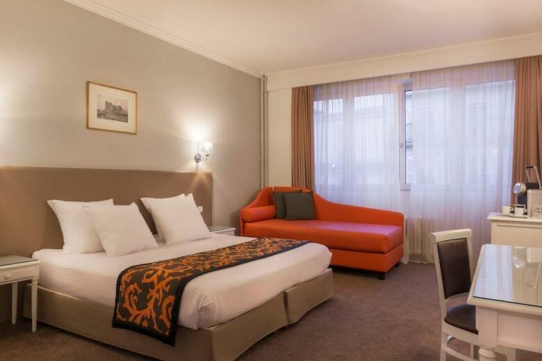 Pley Hotel