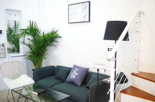 Yi Ge Min Su Apartment