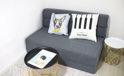 Yi Ge Min Su Apartment