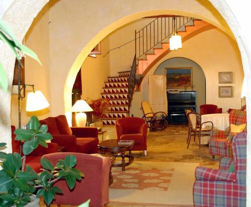 Hotel Castell De Gimenelles