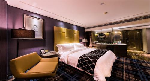 Boston International Hotel