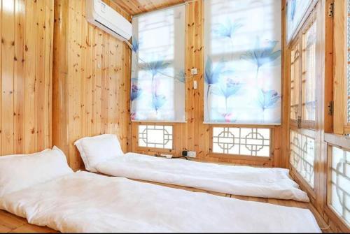 Shuangyue Bay Seaview Villa