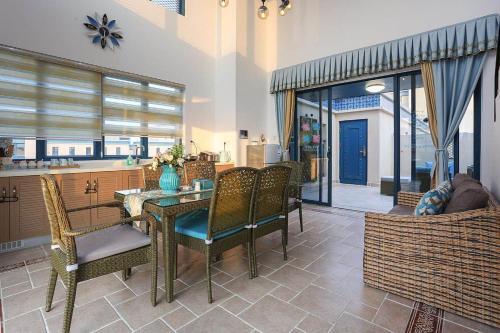 Shuangyue Bay Seaview Villa