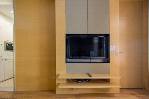 Rosalind Apartment Gz Poly World Trading Center