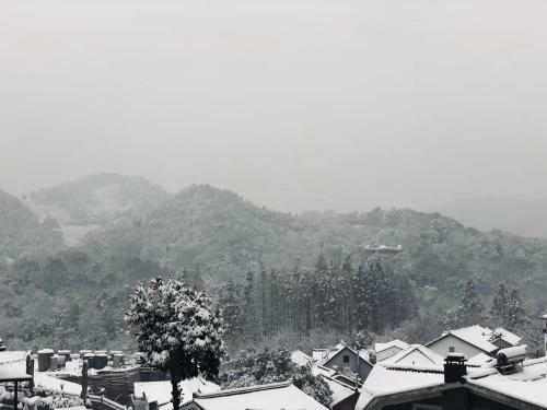 Hangzhou Xihu White Villa Hotel