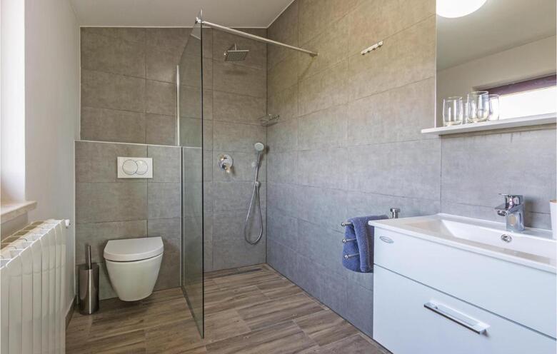 Four-bedroom Holiday Home In Bale