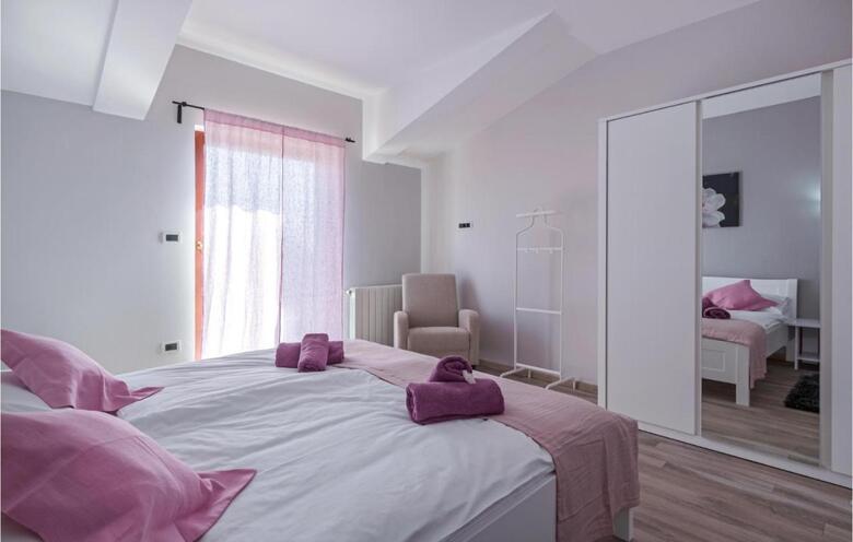 Four-bedroom Holiday Home In Bale