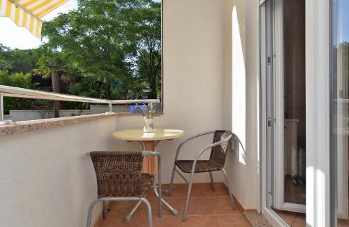 Hostal Apartments And Rooms Zorka 1675
