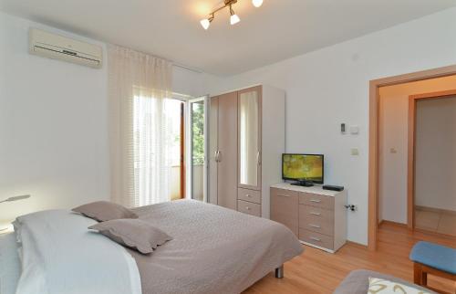 Hostal Apartments And Rooms Zorka 1675