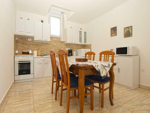 Apartments Mato 1763