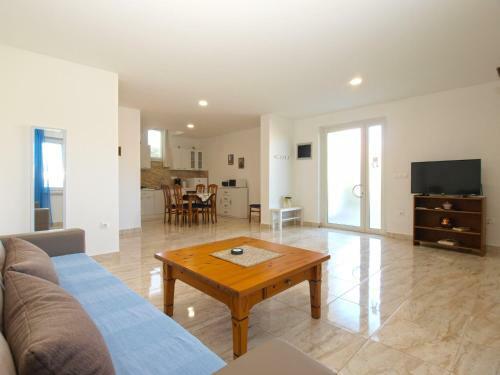 Apartments Mato 1763